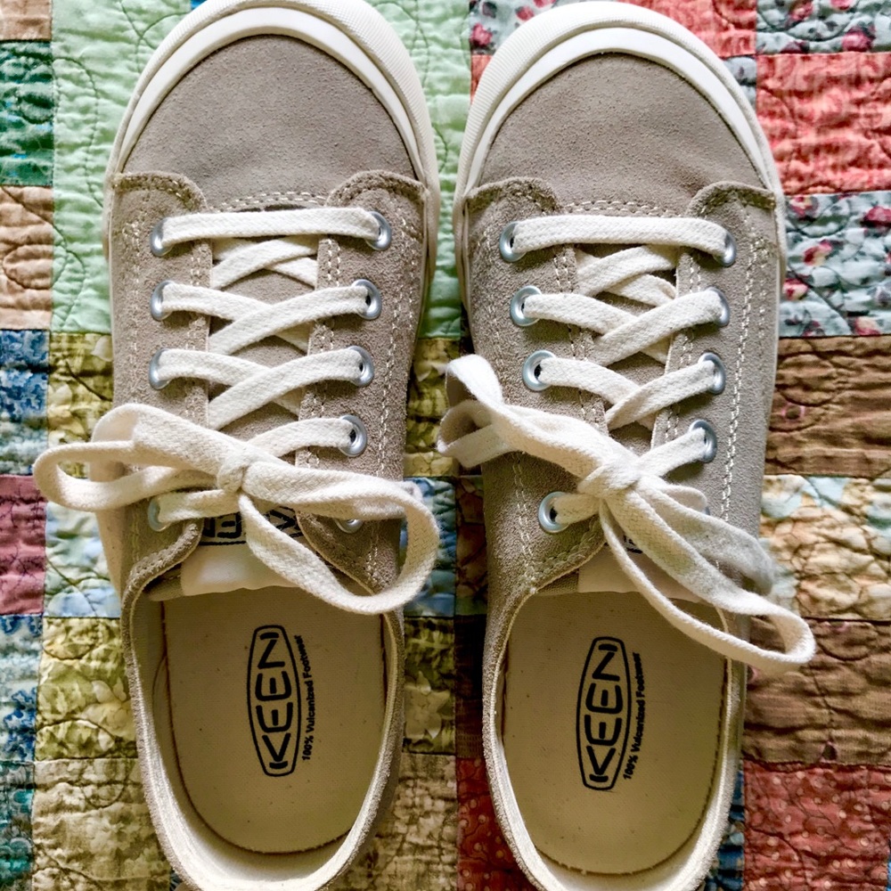 Keen Coronado lll, 8.5 women’s sneaker
